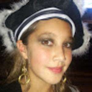 Meet your Posher, Carly